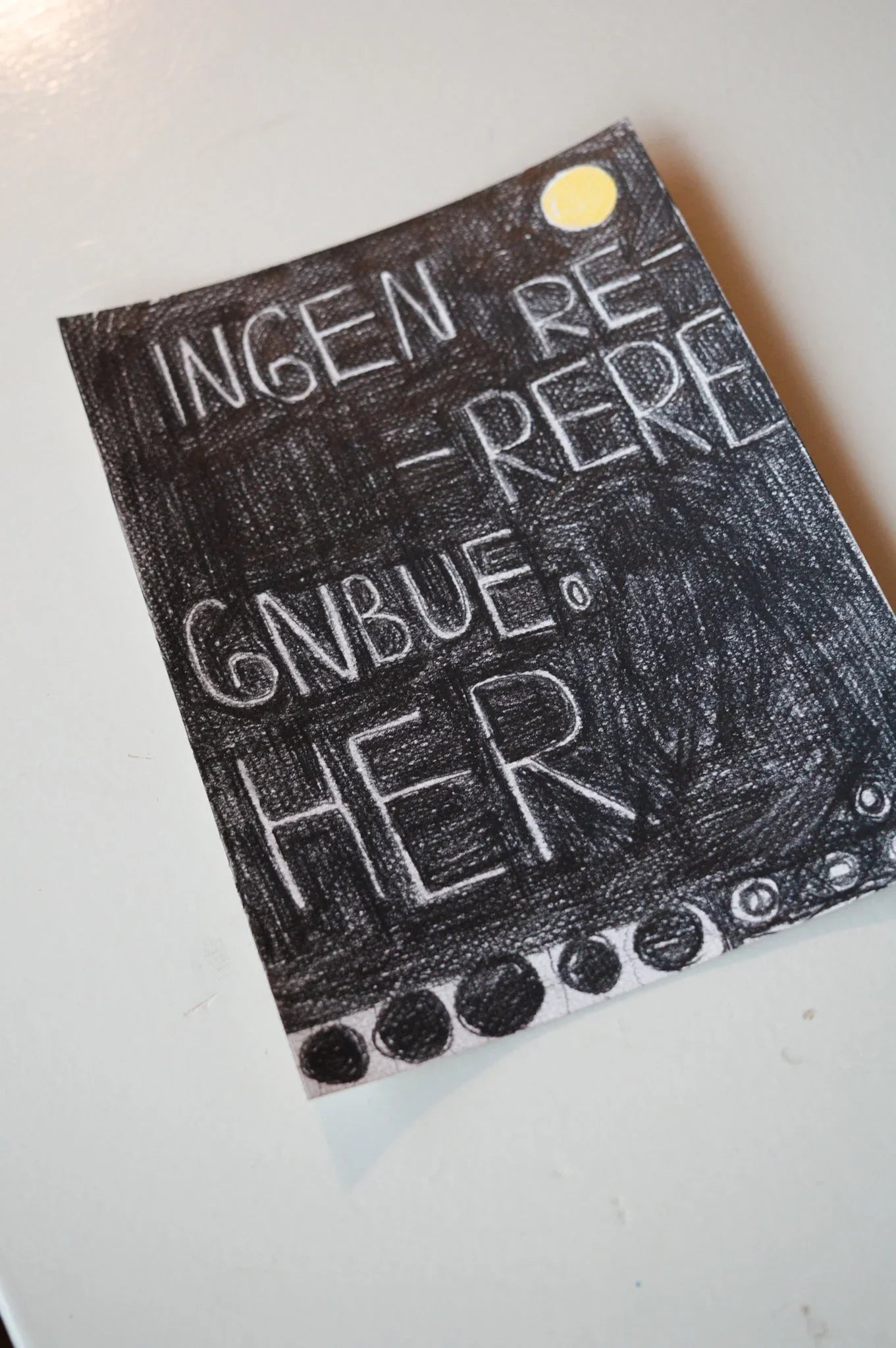 Ingen re re regnbue her - Amanda Zimmerlund Kunst